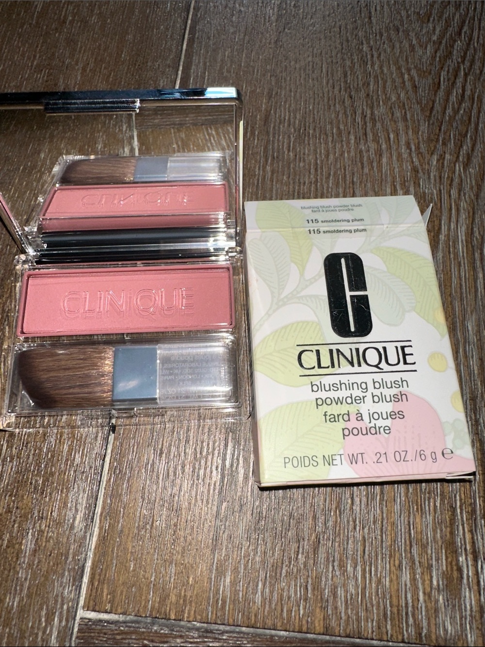 Clinique Blushing Blush Powder Blush 115 Smoldering Plum NWT .21 oz